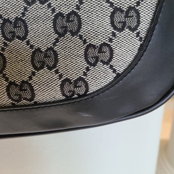 AUTHENTIC Vintage Gucci black shoulder bag - Picture 3 of 14